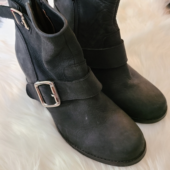 Jeffrey Campbell Willis Hidden Wedge Ankle Boots 📌PRICE IS FIRM📌 - Picture 7 of 11